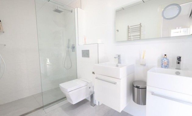 Herverkoop - Villa -
Jávea - Xàbia - Monte Olimpo