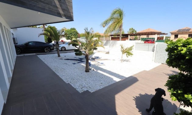 Herverkoop - Villa -
Jávea - Xàbia - Monte Olimpo