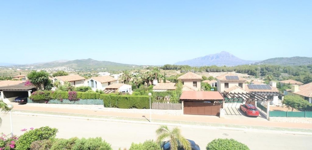 Herverkoop - Villa -
Jávea - Xàbia - Monte Olimpo