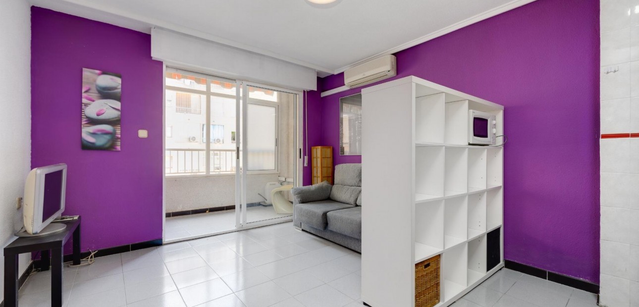 Herverkoop - Appartement / flat -
Torrevieja - Centro