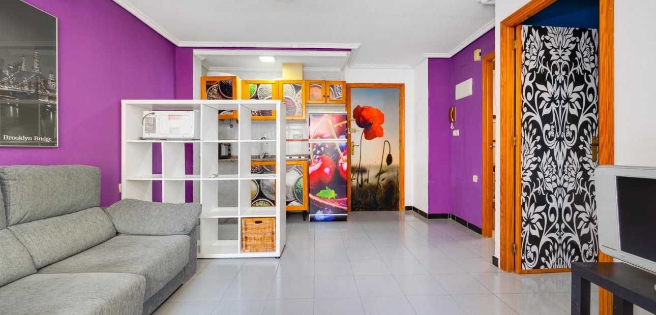 Herverkoop - Appartement / flat -
Torrevieja - Centro