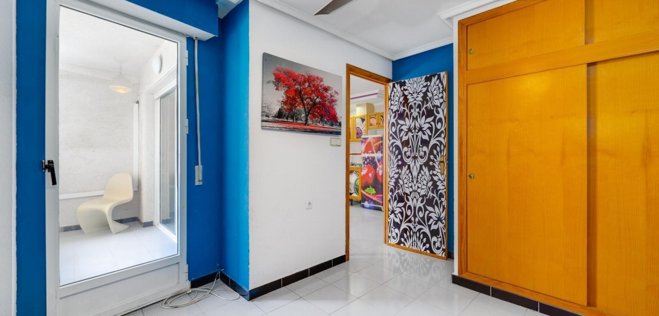 Herverkoop - Appartement / flat -
Torrevieja - Centro