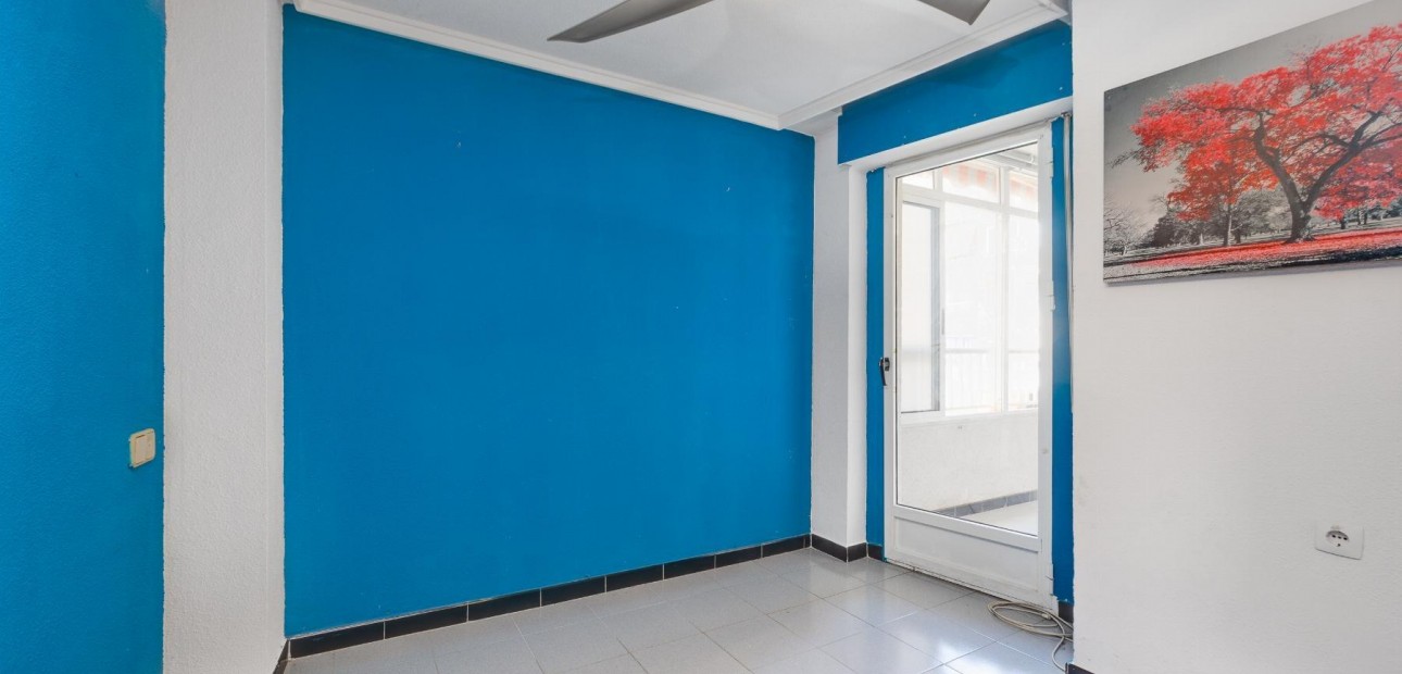 Herverkoop - Appartement / flat -
Torrevieja - Centro