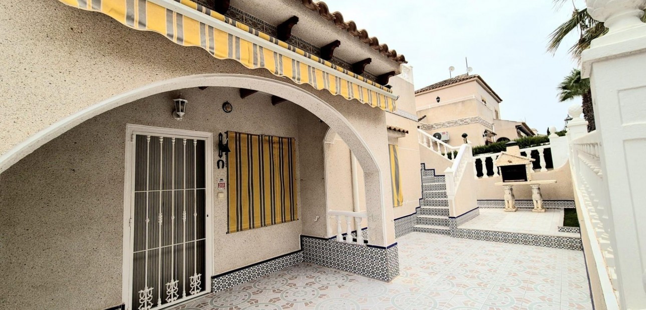 Herverkoop - Villa -
Torrevieja - La siesta