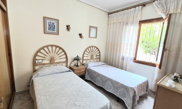 Herverkoop - Villa -
Torrevieja - La siesta