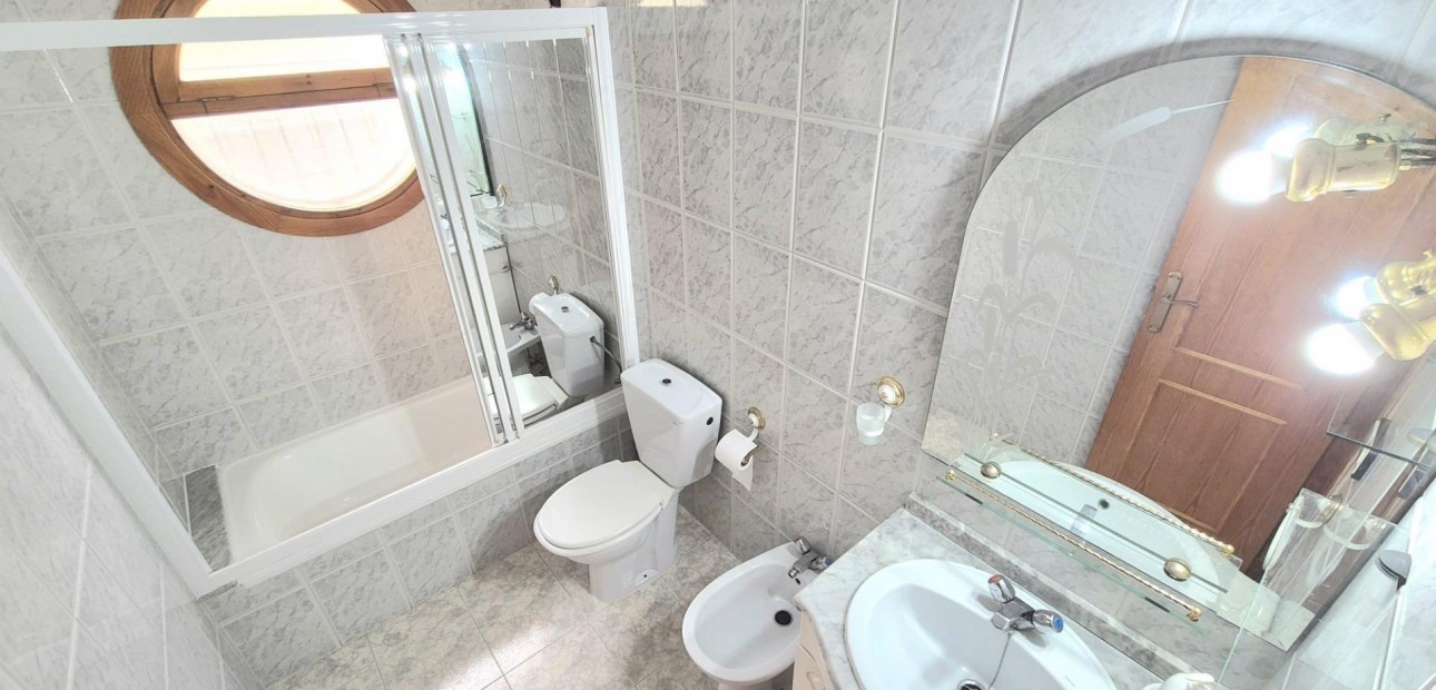 Herverkoop - Villa -
Torrevieja - La siesta