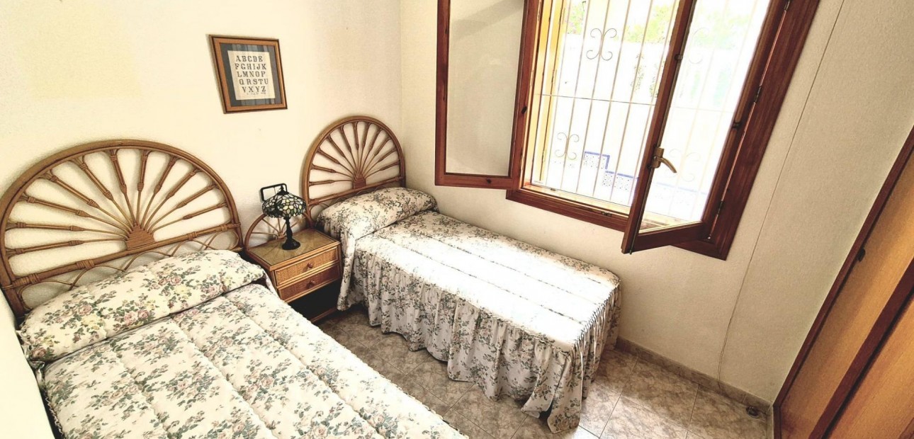 Herverkoop - Villa -
Torrevieja - La siesta