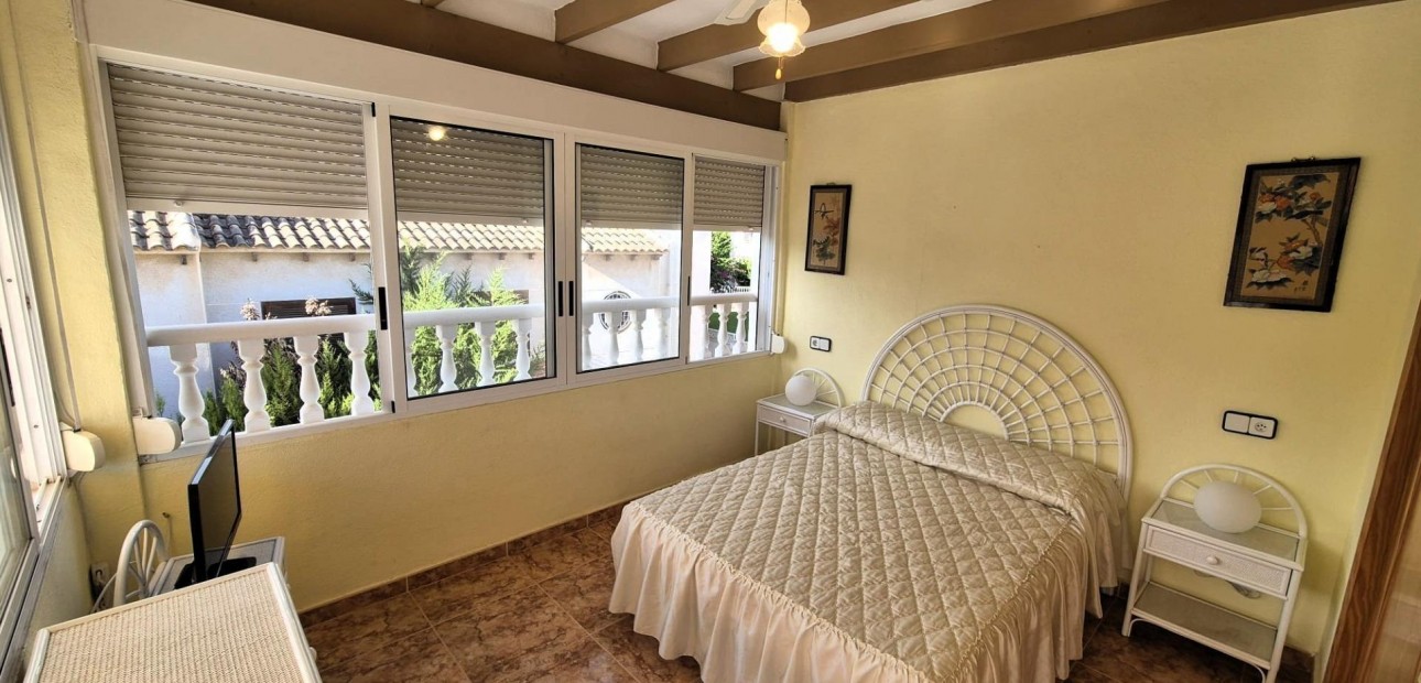 Herverkoop - Villa -
Torrevieja - La siesta