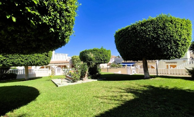 Herverkoop - Villa -
Torrevieja - La siesta