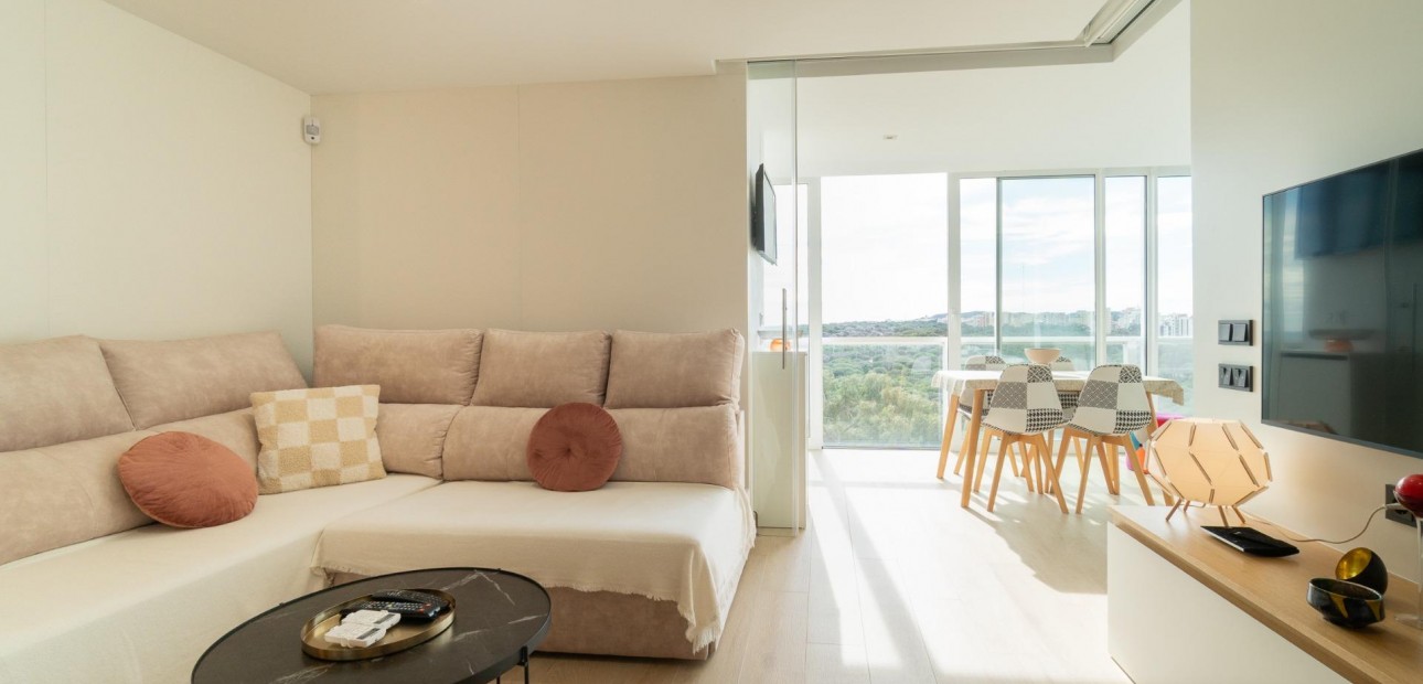 Herverkoop - Appartement / flat -
Guardamar del Segura - Puerto Deportivo