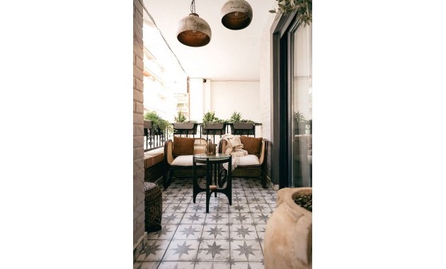 Herverkoop - Appartement / flat -
Torrevieja - Torrevieja - Centre