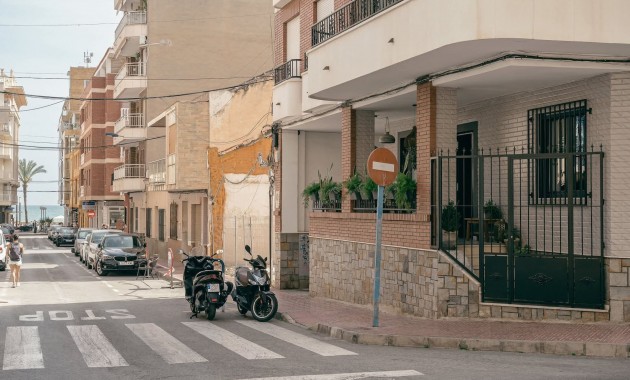 Herverkoop - Appartement / flat -
Torrevieja - Torrevieja - Centre