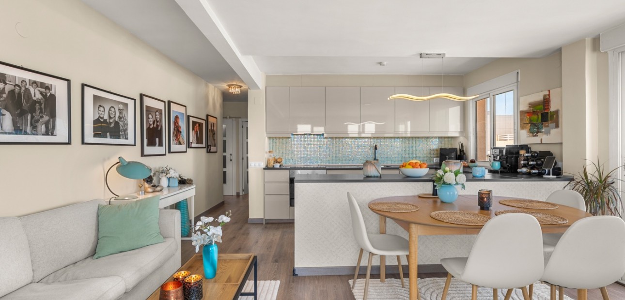 Herverkoop - Appartement / flat -
Guardamar del Segura - Guardamar