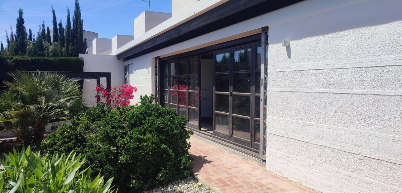 Herverkoop - Detached Villa -
Sucina - Peraleja Golf