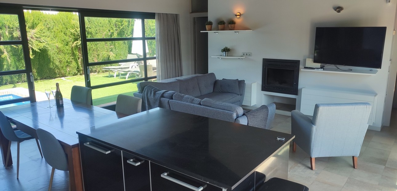 Herverkoop - Detached Villa -
Sucina - Peraleja Golf