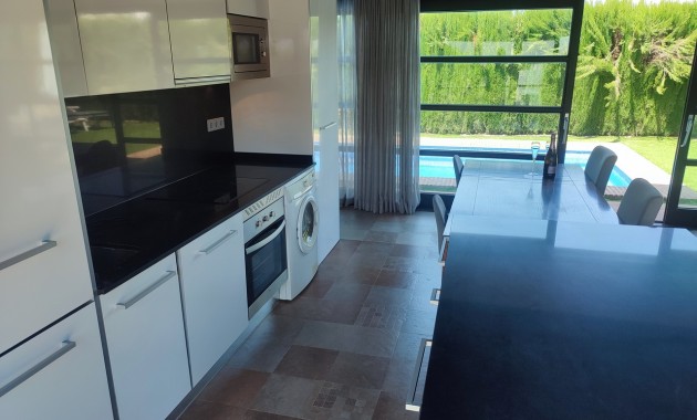 Herverkoop - Detached Villa -
Sucina - Peraleja Golf