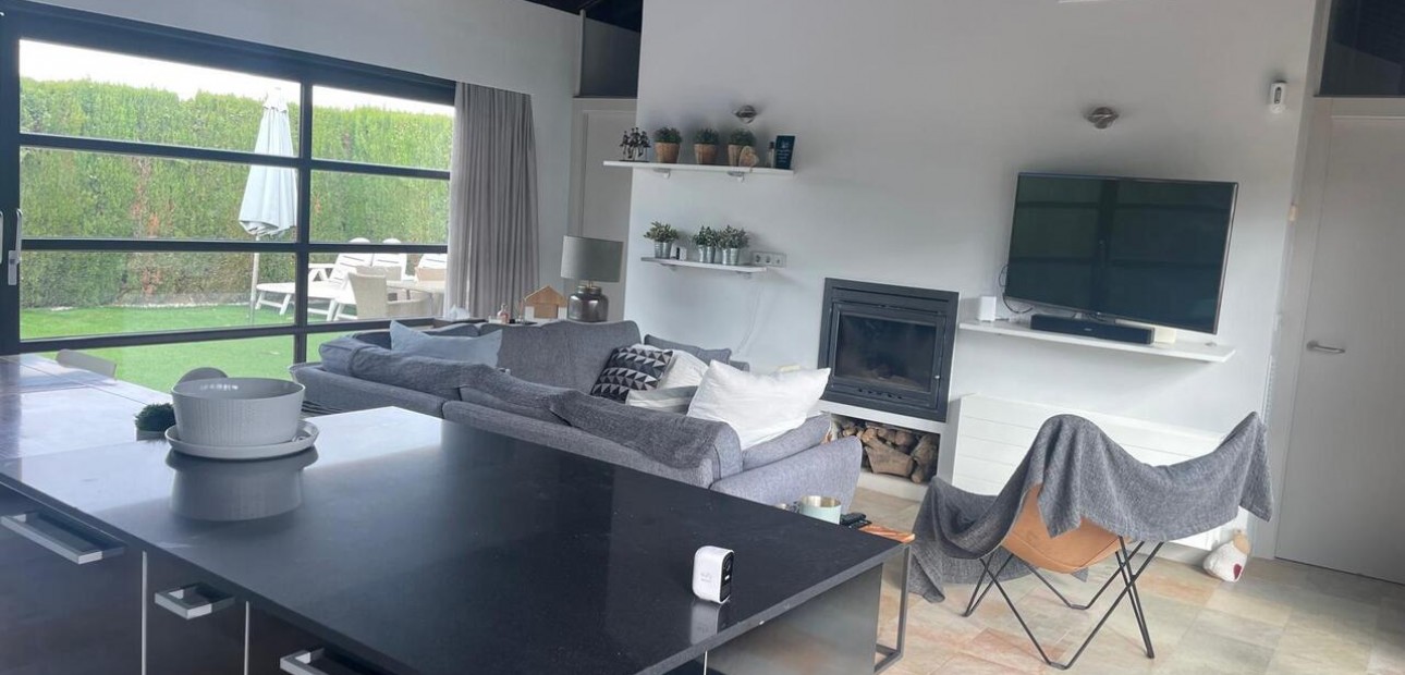 Herverkoop - Detached Villa -
Sucina - Peraleja Golf