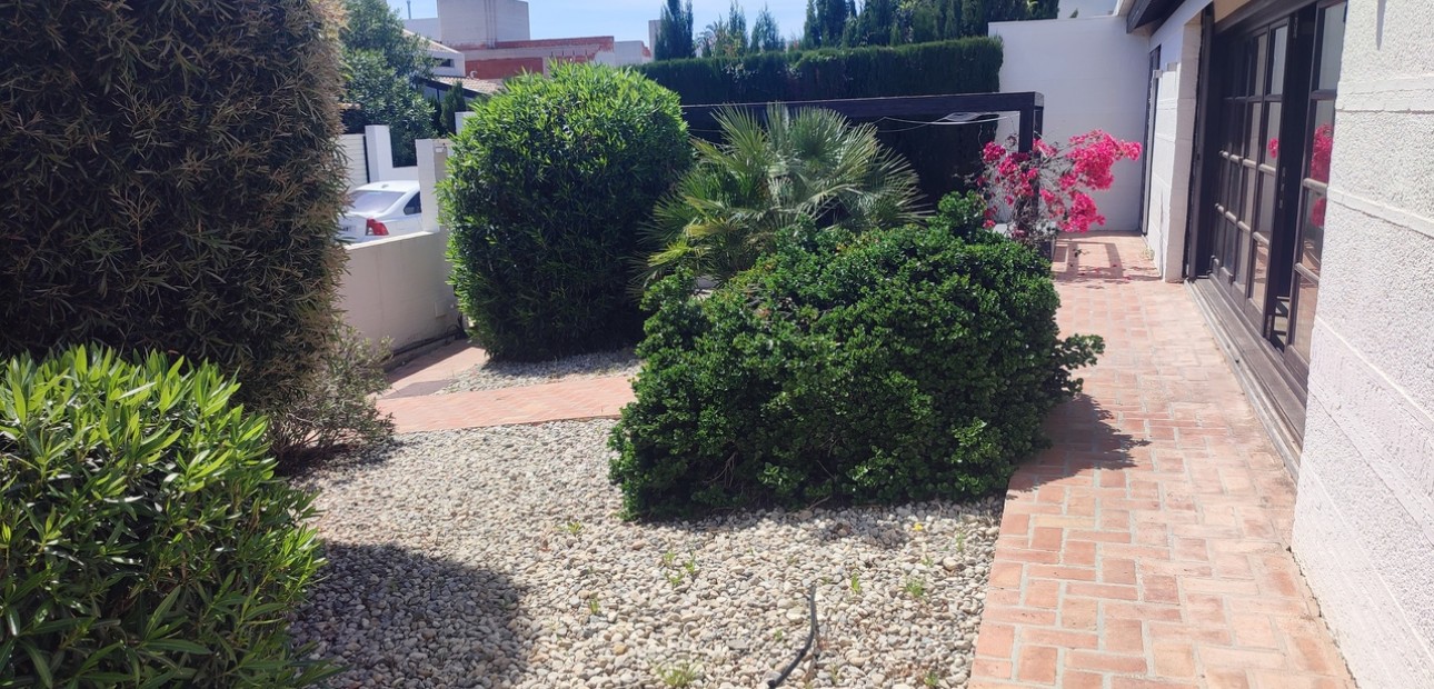 Herverkoop - Detached Villa -
Sucina - Peraleja Golf