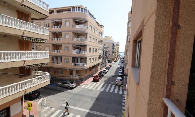 Sale - Apartment / flat -
Torrevieja - Acequion
