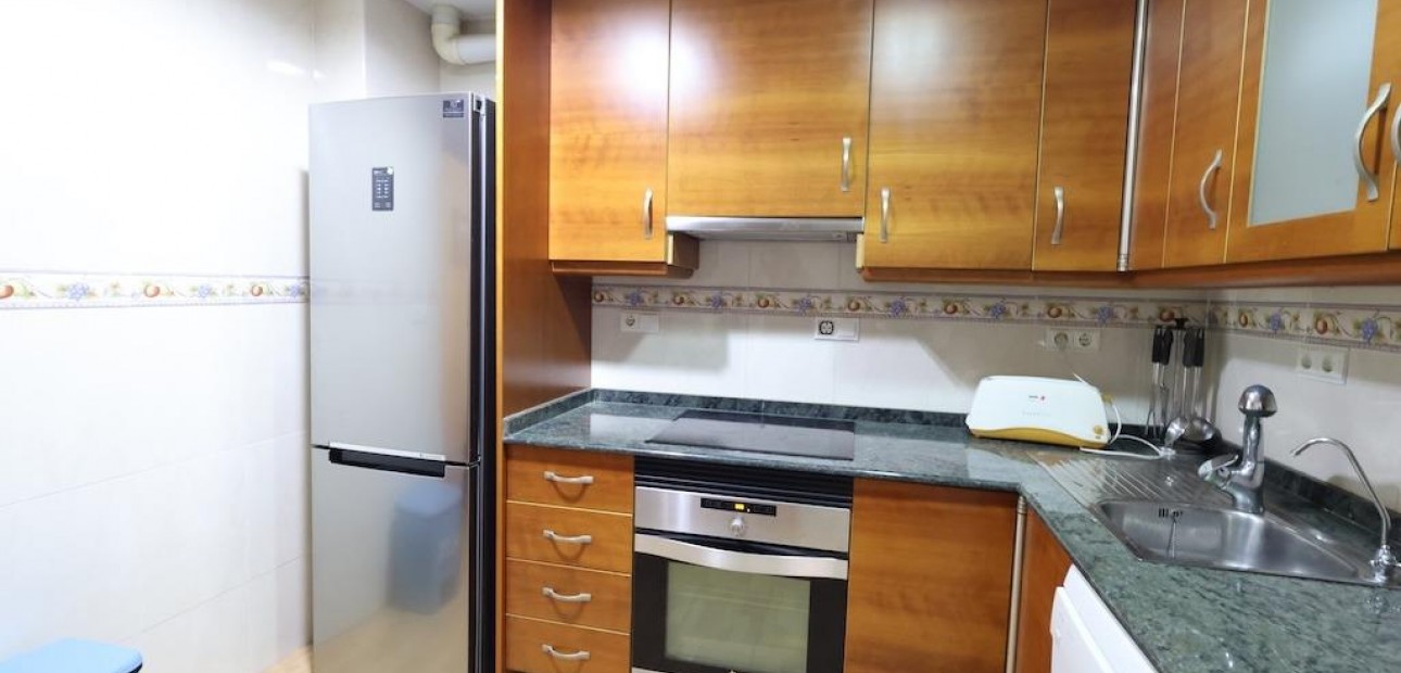 Sale - Apartment / flat -
Torrevieja - Acequion