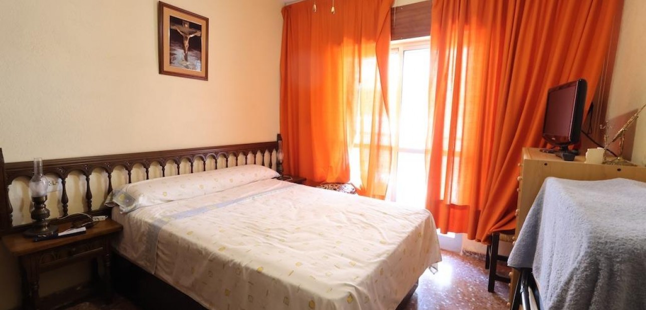 Sale - Apartment / flat -
Torrevieja - Acequion