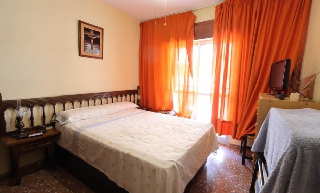 Sale - Apartment / flat -
Torrevieja - Acequion