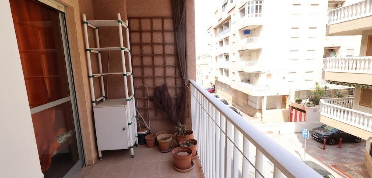 Sale - Apartment / flat -
Torrevieja - Acequion