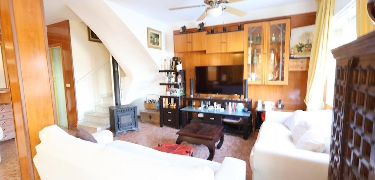 Sale - Terraced house -
Torrevieja - Torretas