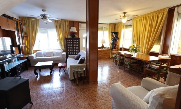 Sale - Terraced house -
Torrevieja - Torretas