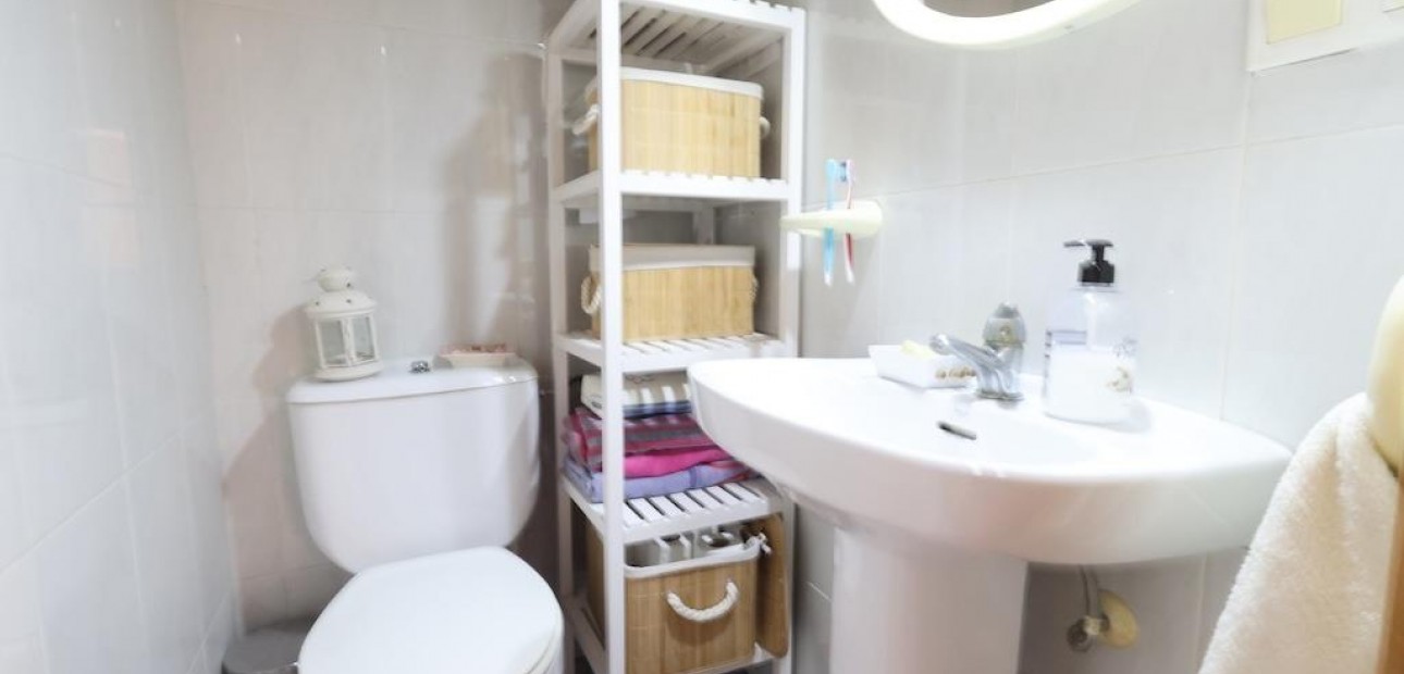 Sale - Terraced house -
Torrevieja - Torretas