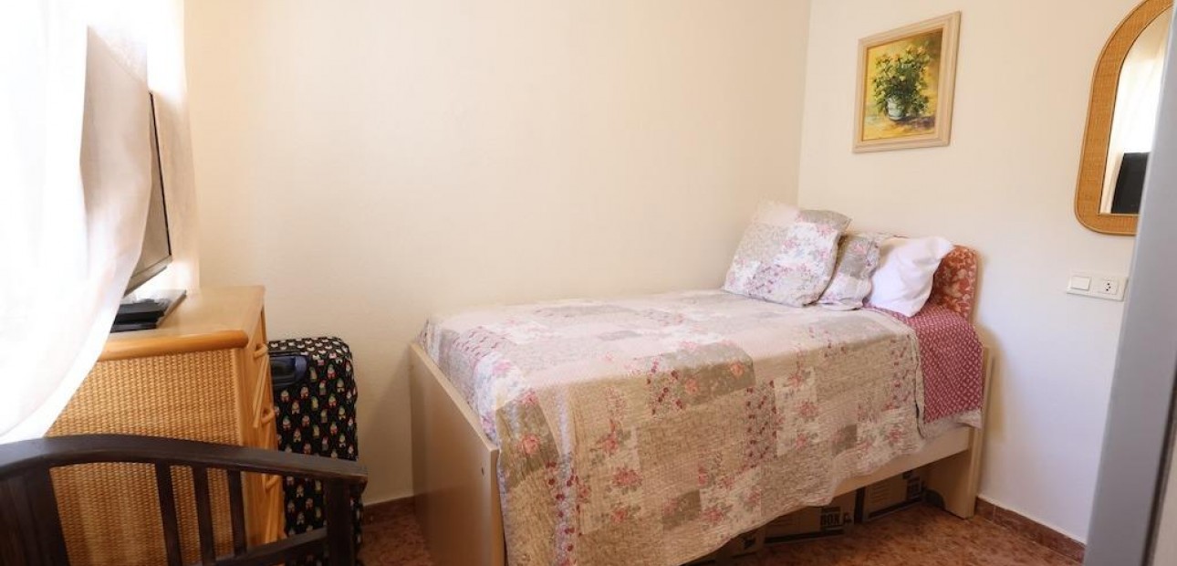 Sale - Terraced house -
Torrevieja - Torretas