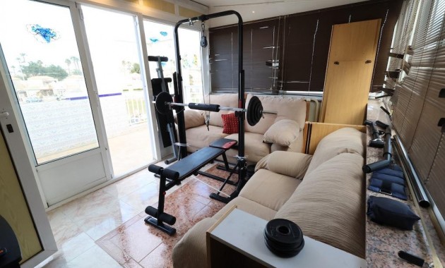 Sale - Terraced house -
Torrevieja - Torretas