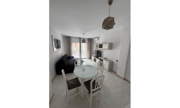 Sale - Apartment / flat -
Torrevieja - Estacion de autobuses