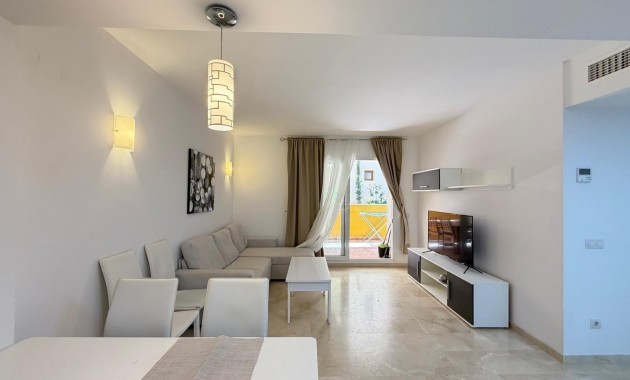 Sale - Apartment / flat -
Torrevieja - Punta prima