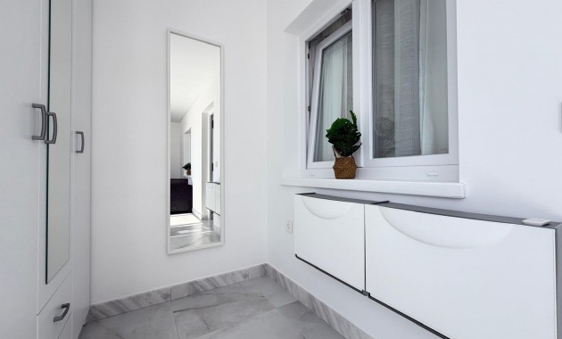 Sale - Terraced house -
Torrevieja - La Siesta - El Salado - Torreta