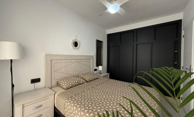 Sale - Apartment / flat -
Torrevieja - Estacion de autobuses