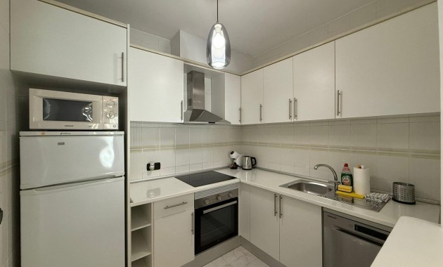 Sale - Apartment / flat -
Torrevieja - Estacion de autobuses