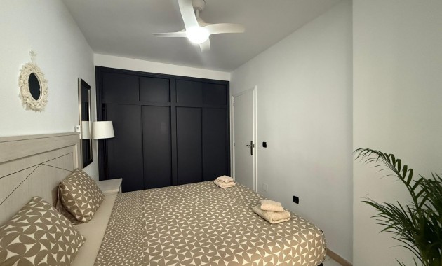 Sale - Apartment / flat -
Torrevieja - Estacion de autobuses