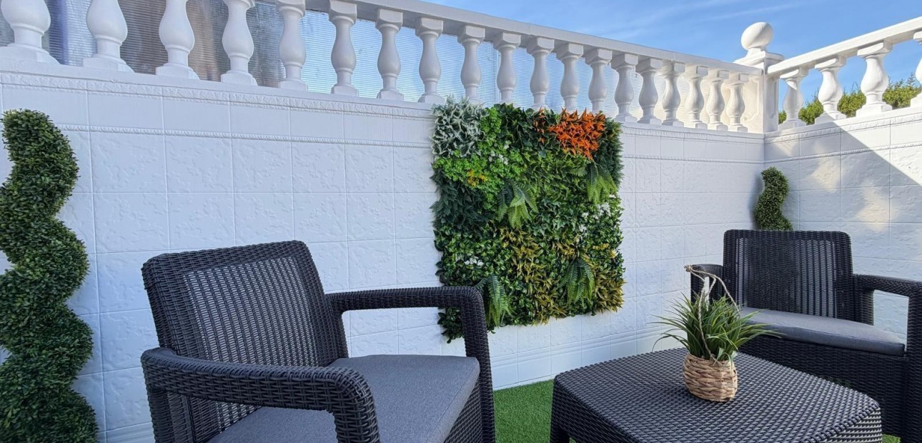 Sale - Terraced house -
Orihuela Costa - Rocio del Mar