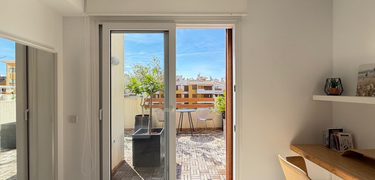 Sale - Penthouse -
Torrevieja - Punta prima