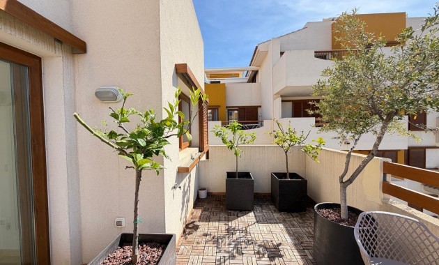 Sale - Penthouse -
Torrevieja - Punta prima
