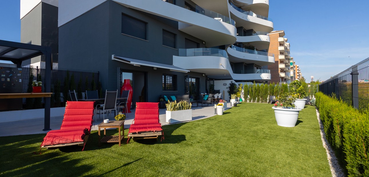 Sale - Apartment / flat -
Torrevieja - Rocio del Mar