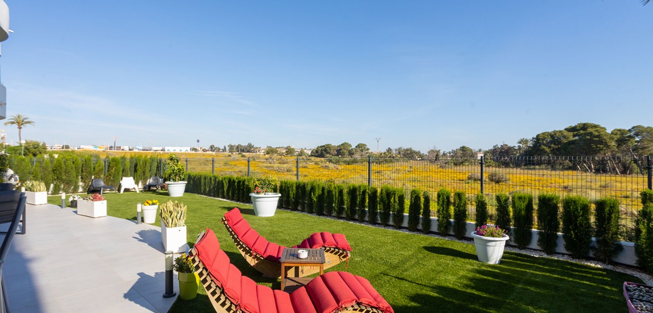 Sale - Apartment / flat -
Torrevieja - Rocio del Mar