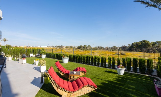 Sale - Apartment / flat -
Torrevieja - Rocio del Mar