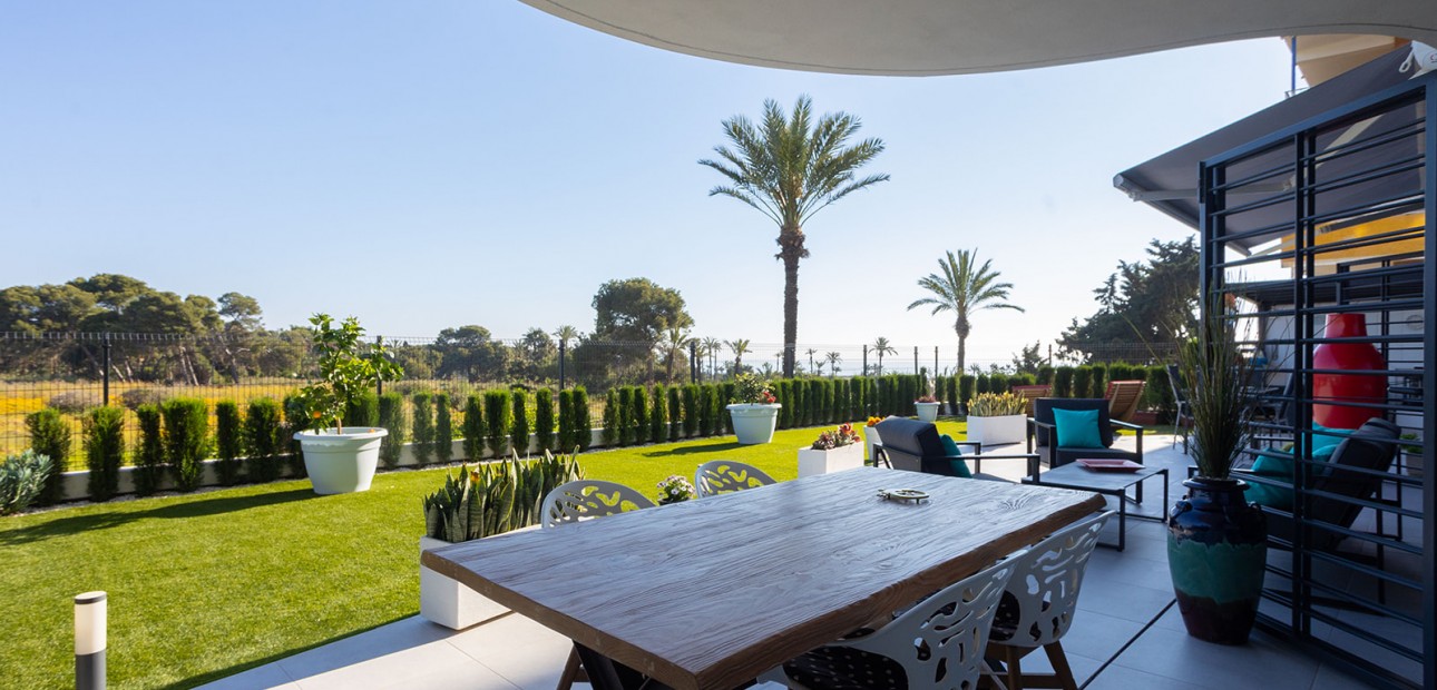 Sale - Apartment / flat -
Torrevieja - Rocio del Mar