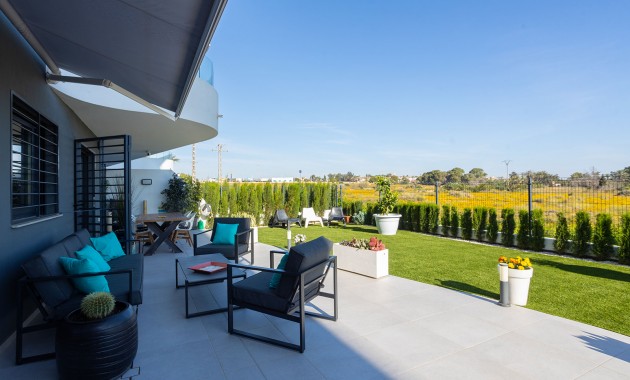 Sale - Apartment / flat -
Torrevieja - Rocio del Mar