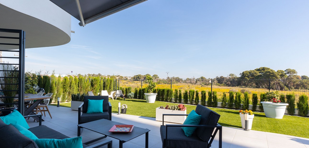 Sale - Apartment / flat -
Torrevieja - Rocio del Mar