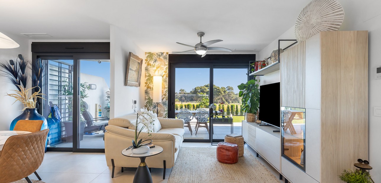 Sale - Apartment / flat -
Torrevieja - Rocio del Mar