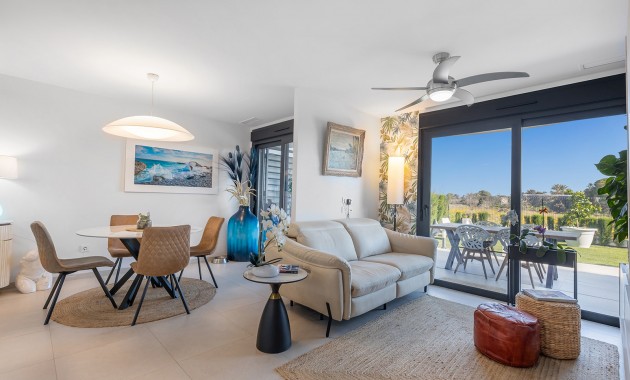 Sale - Apartment / flat -
Torrevieja - Rocio del Mar