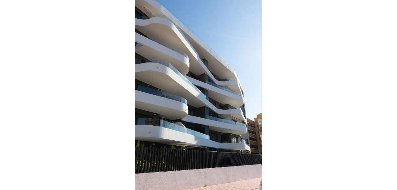 Sale - Apartment / flat -
Torrevieja - Rocio del Mar